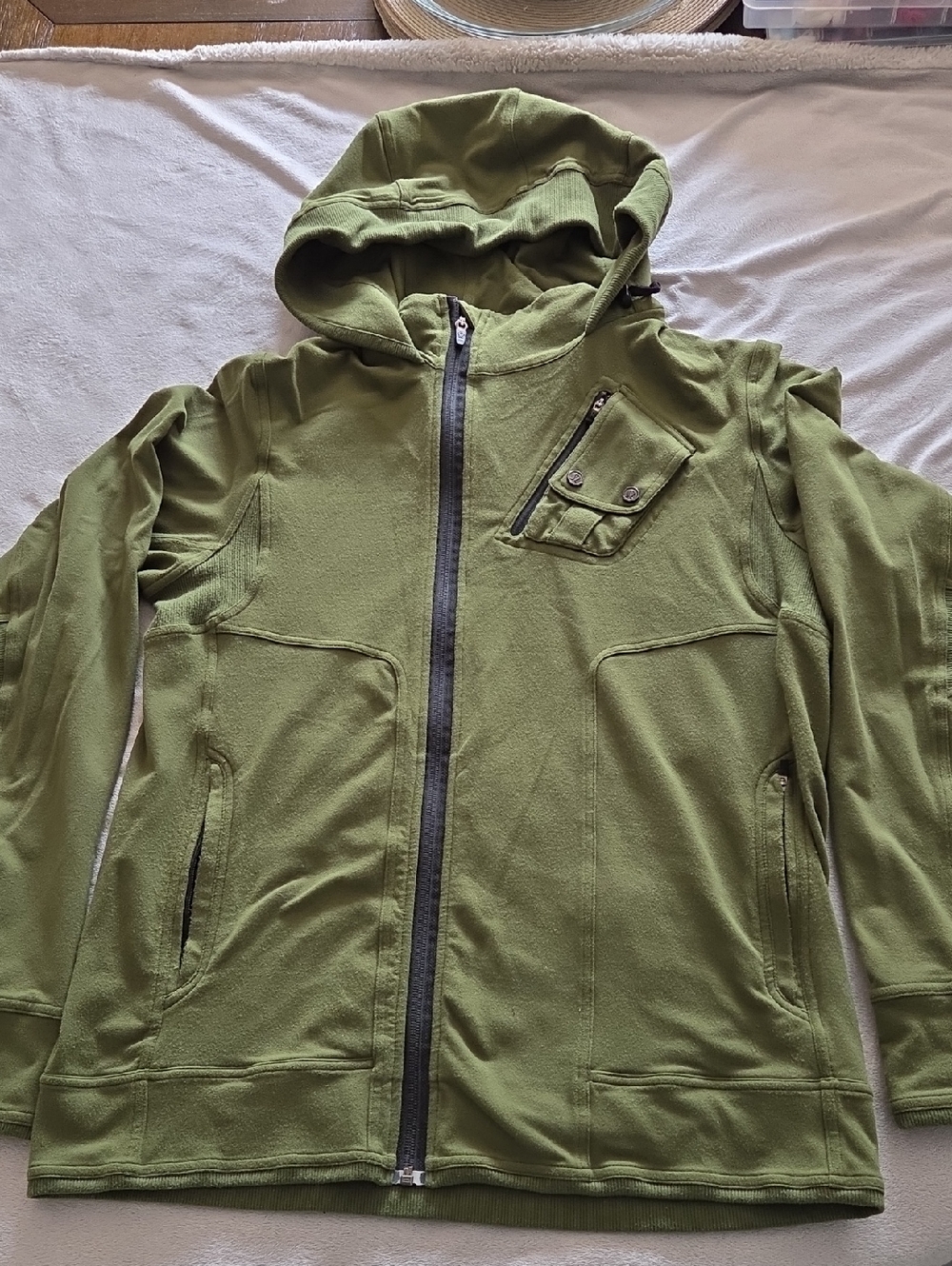 Men's Lululemon Jacket, Olive Green, Size L